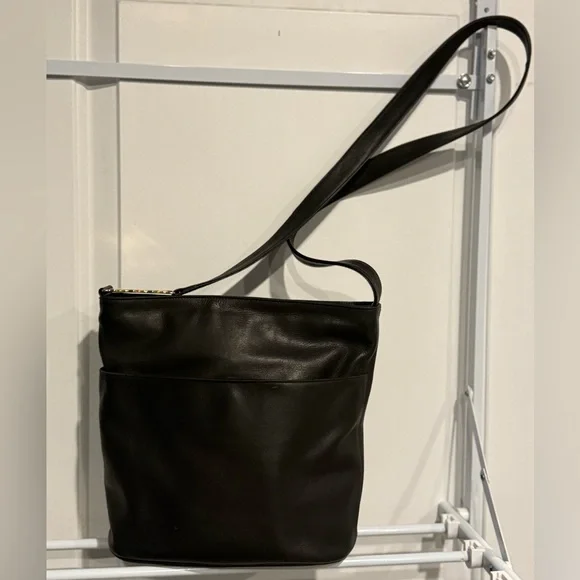 Paloma Picasso Classic Black Shoulder Bag - Picture 1 of 5